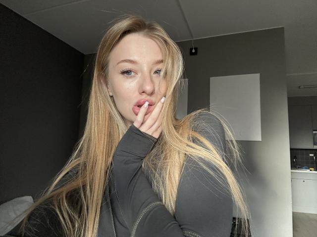 StellaLovely - Live porn &amp; sex cam - 28681496