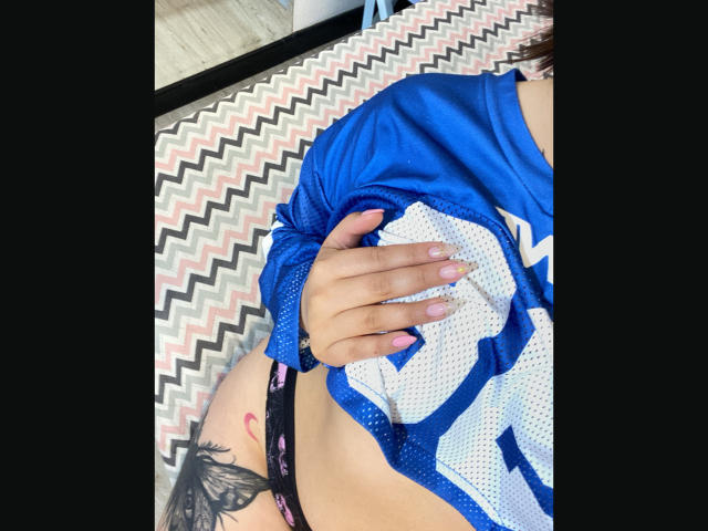 AnikaFleur - Live porn &amp; sex cam - 28682921