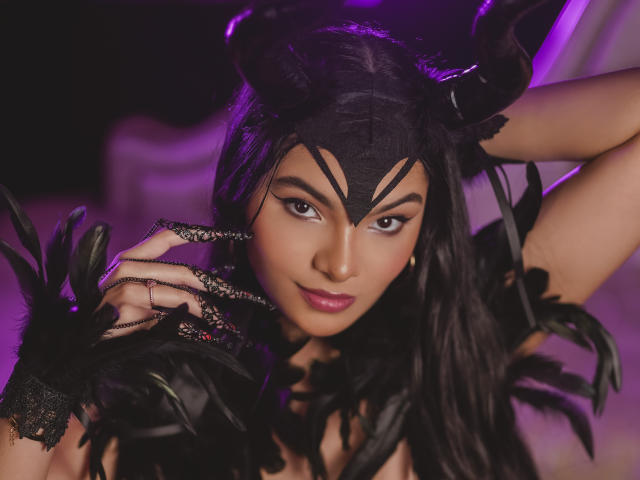 LunaAspen - Live porn &amp; sex cam - 28684079