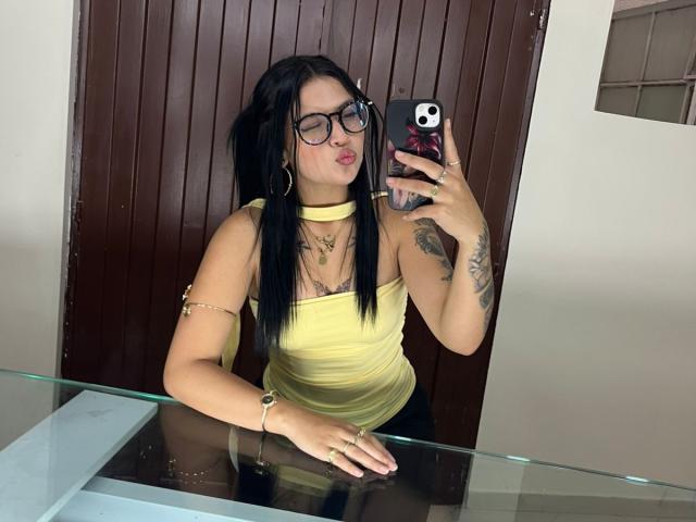 NyraVanel - Live porn &amp; sex cam - 28684370