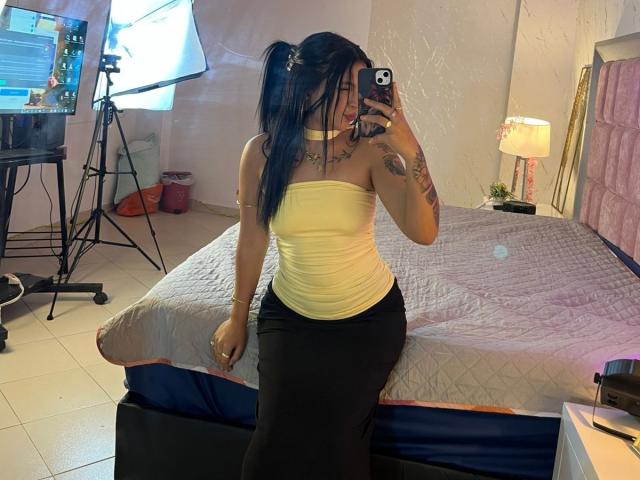 NyraVanel - Live sexe cam - 28684424