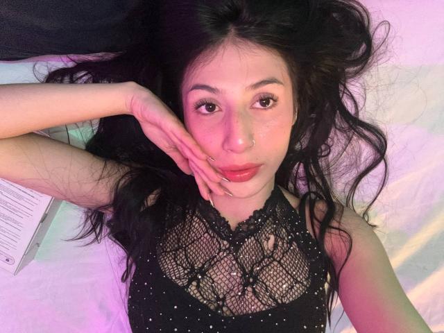 SophieBeaumont - Live porn &amp; sex cam - 28685540