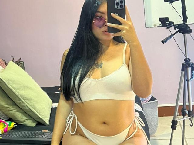 KateWelsin - Live porn &amp; sex cam - 28686683