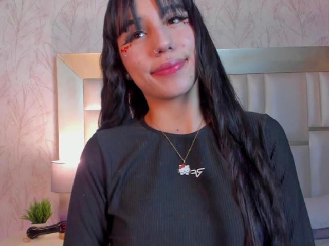 LindaRousel - Live porn &amp; sex cam - 28688861