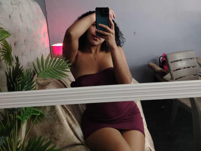 AriaVega - Live porn &amp; sex cam - 28691057