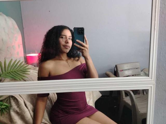 AriaVega - Live porn &amp; sex cam - 28691090