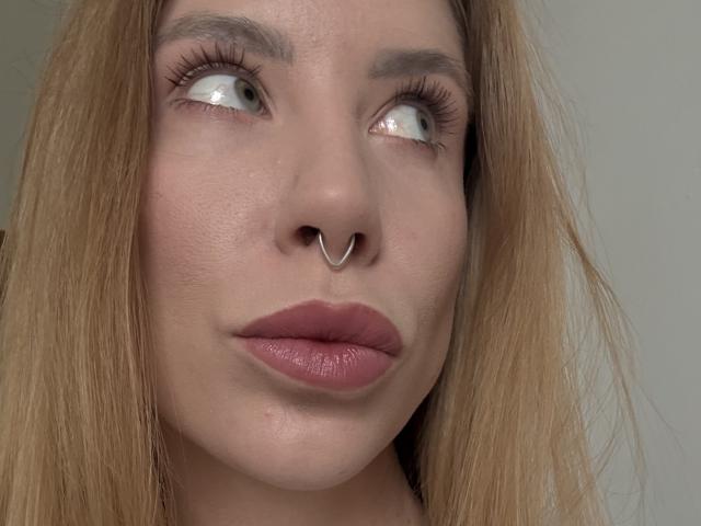 Lalililna - Live sex cam - 28691237