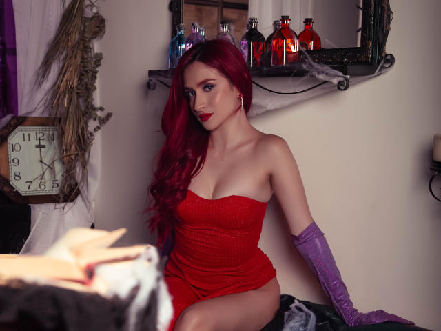 AndraCyrus - Live sex cam - 28694549