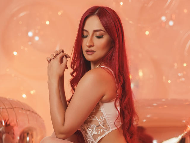 AndraCyrus - Live porn &amp; sex cam - 28694777