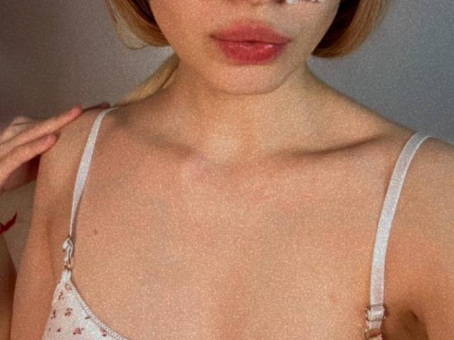 LanaHoulessy - Live porn &amp; sex cam - 28695545