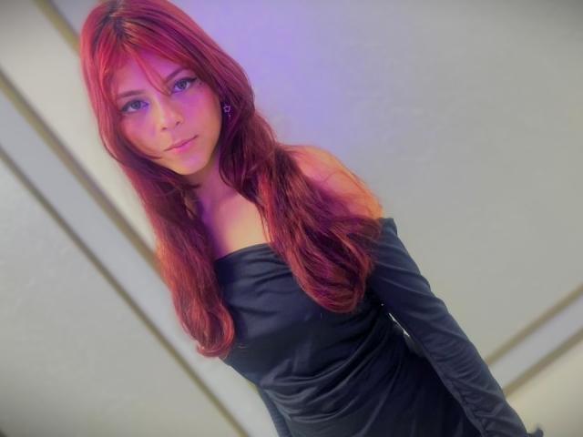 VioletteRoselle - Live porn &amp; sex cam - 28696439