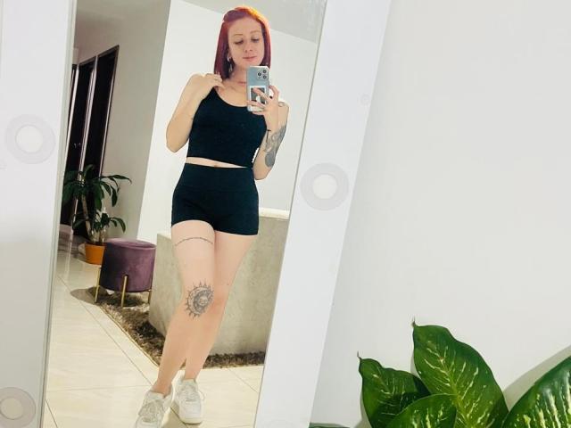 Valeriaaf - Live Sex Cam - 28698689
