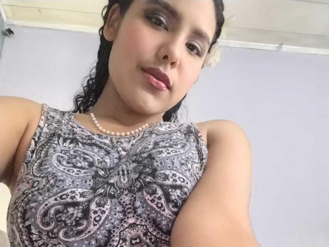 AriaVega - Live porn &amp; sex cam - 28702991