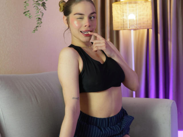 EmmaRiveraa - Live porn &amp; sex cam - 28704155