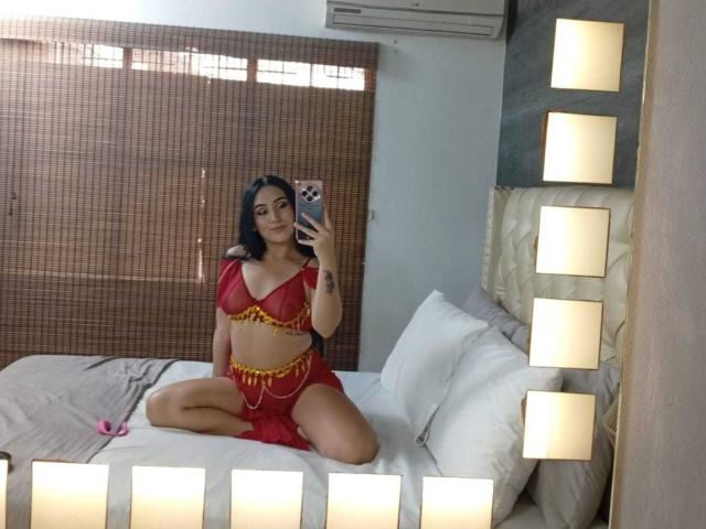 HiilaryDolce - Live porn &amp; sex cam - 28706726