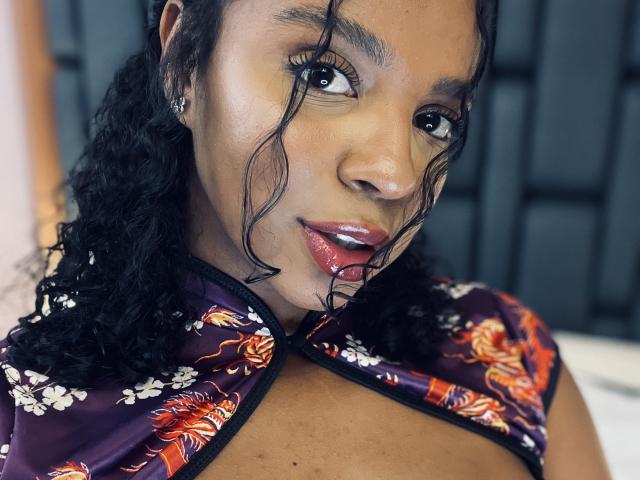 LisaMendez - Porno na żywo i seks kamera - 28711562