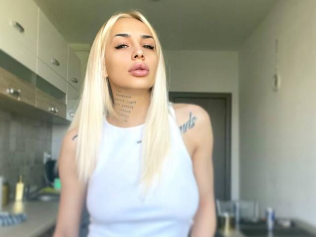 AmmyDanger - Live sex cam - 28711718