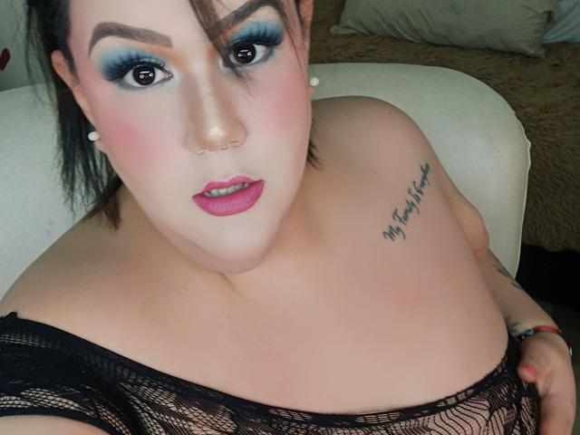 GiannaMorrys - Live porn &amp; sex cam - 28712234