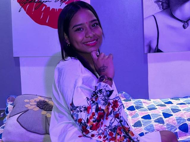 KiaraPriya - Live sexe cam - 28713686