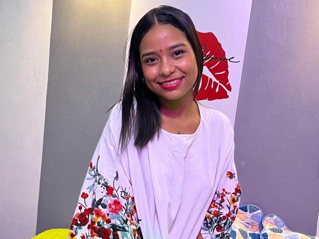 KiaraPriya - Live sexe cam - 28713689
