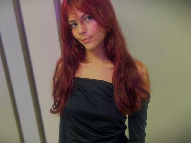 VioletteRoselle - Sexe cam en vivo - 28715453