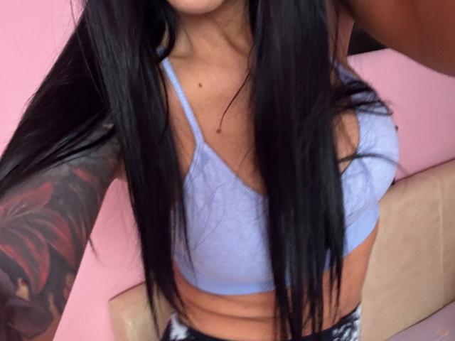 AndraD - Live porn &amp; sex cam - 28716926