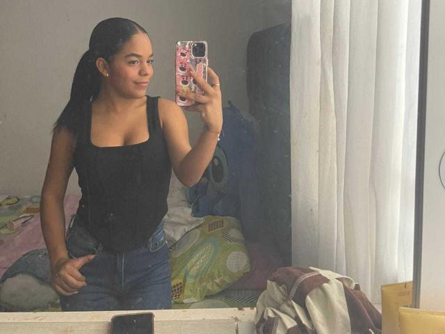 TiffanyyJoness - сексуальная веб-камера в реальном времени - 28717076