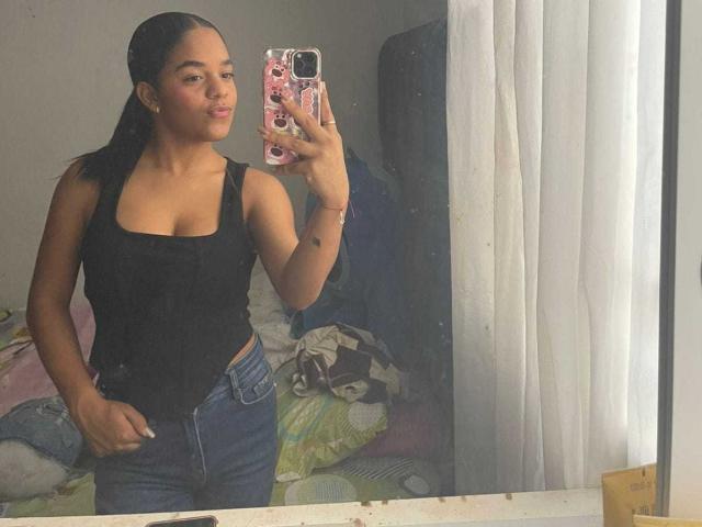 TiffanyyJoness - Live sex cam - 28717085
