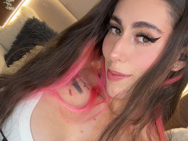 JazzeRusot - Live porn &amp; sex cam - 28717649