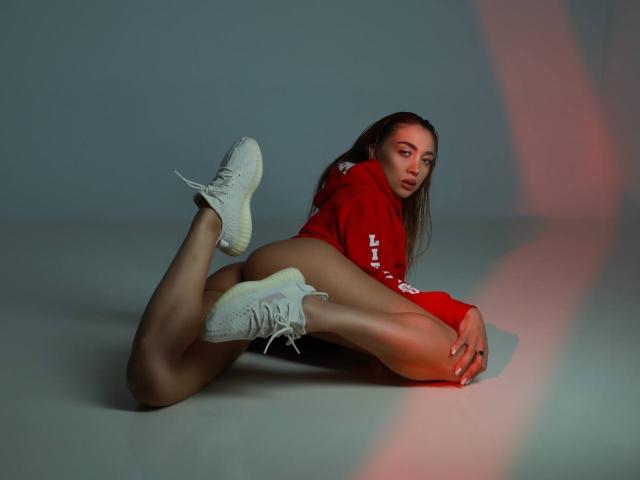 NadyaBlue - Sexe cam en vivo - 28718102