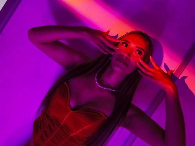 TanniaMoon - Live Sex Cam - 28718468