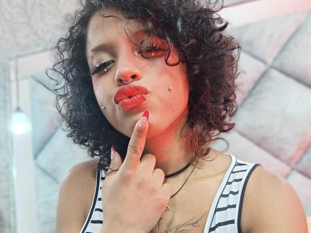 LunaKeller - Live sex cam - 28719449