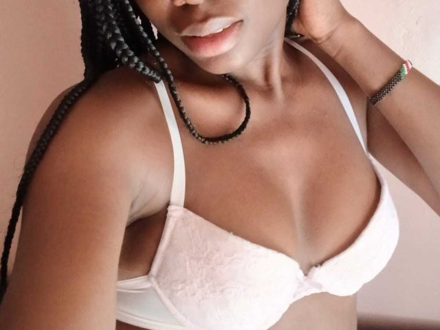 SweetAnnah69 - Live porn &amp; sex cam - 28719458