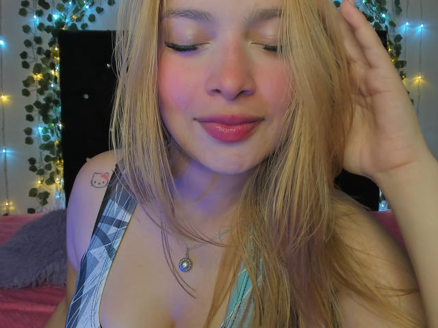 ShantalSummer - Live porno og sexkamera - 28722596