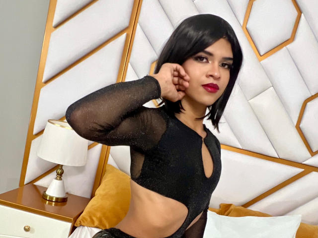 ValerieFely - сексуальная веб-камера в реальном времени - 28723631