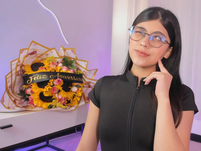 CoriinneBenson - Sexe cam en vivo - 28724423