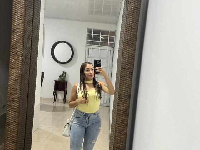 SharonKlart - Live sex cam - 28724672