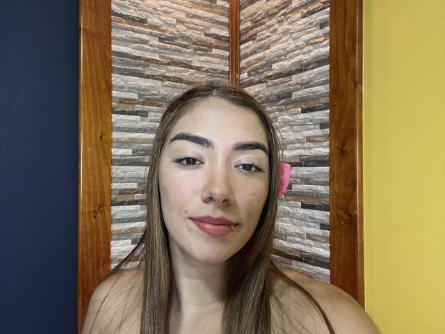 SharonKlart - Live sex cam - 28724714