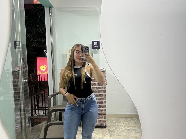 SharonKlart - Sexe cam en vivo - 28724726