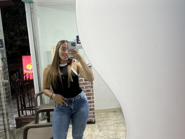 SharonKlart - Live sex cam - 28724747