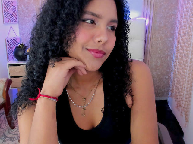 AriaVega - Porno na żywo i seks kamera - 28725062