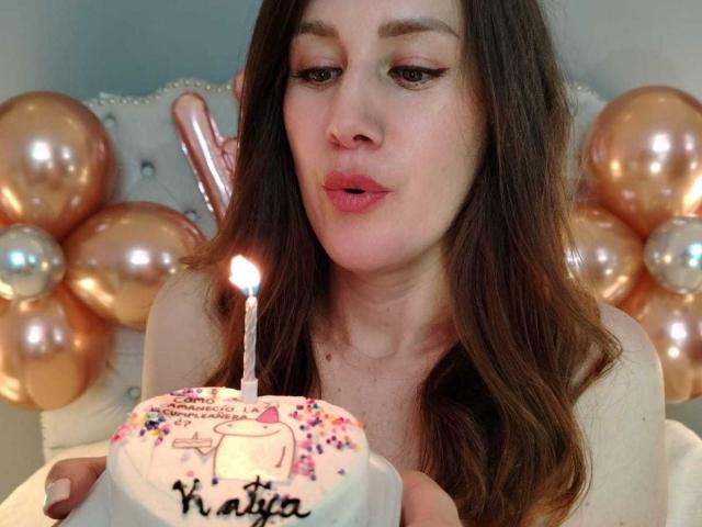 KatyaRogersX - Sexe cam en vivo - 28725683