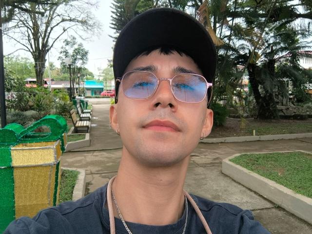 OliverHot69 - Live porn &amp; sex cam - 28726370