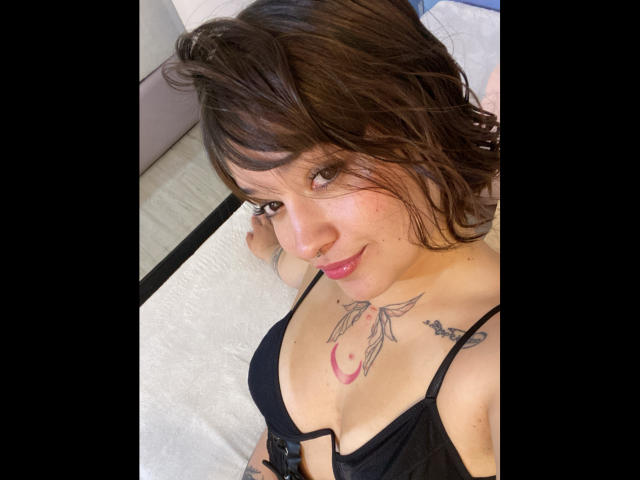 AnikaFleur - Live sex cam - 28727678