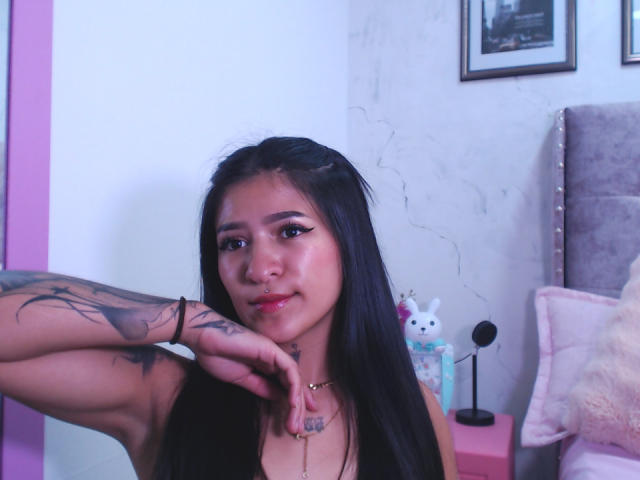 LuciadelaVega - פורנו בשידור חי ומצלמת סקס - 28728530