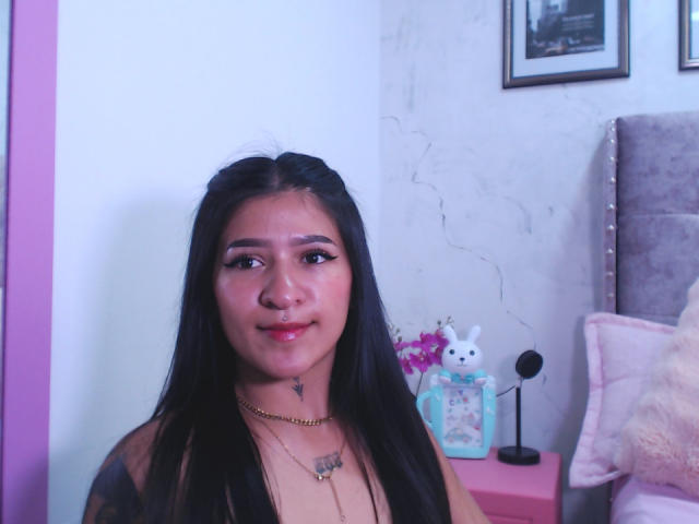 LuciadelaVega - פורנו בשידור חי ומצלמת סקס - 28728533