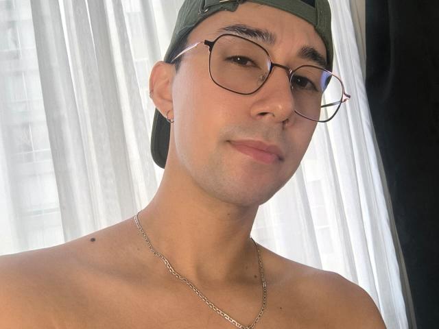 OliverHot69 - Sexe cam en vivo - 28733843