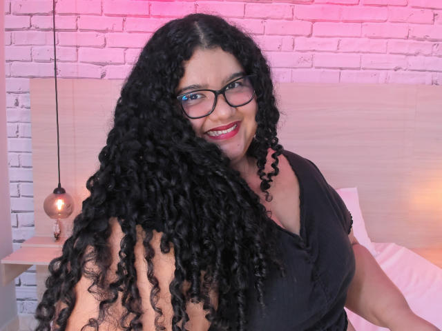 MileyCollinss - Live porn &amp; sex cam - 28735961