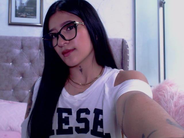 LuciadelaVega - Live porno og sexkamera - 28737269