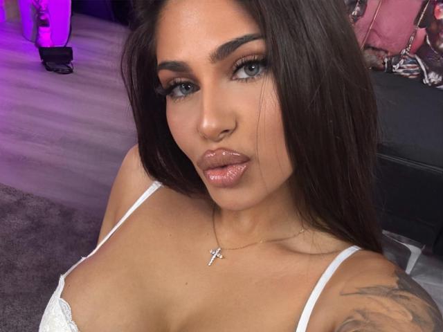 BabeBlueSin - Sexe cam en vivo - 28737488